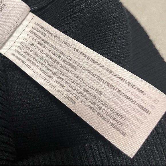 Abercrombie & Fitch Black & White Ribbed Knit Dress | Size XSP | NWT - Picture 8 of 9